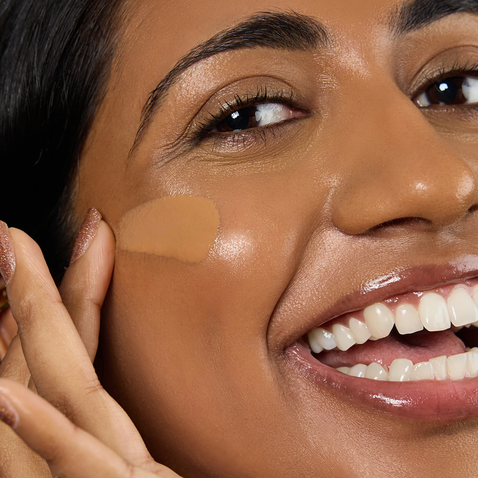 4-in-1 Skin Tint Mineral SPF 50 - Image 47